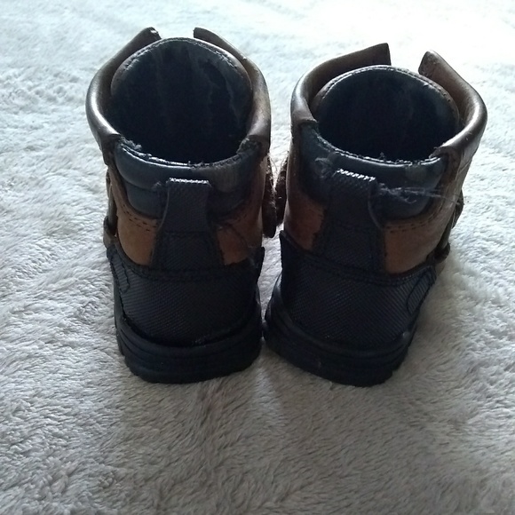 Ralph Lauren Infant Boots - Picture 2 of 4